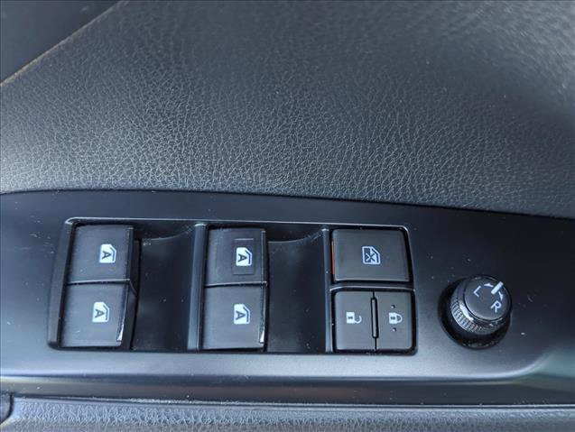 Certified 2019 Toyota Camry SE FWD image 10