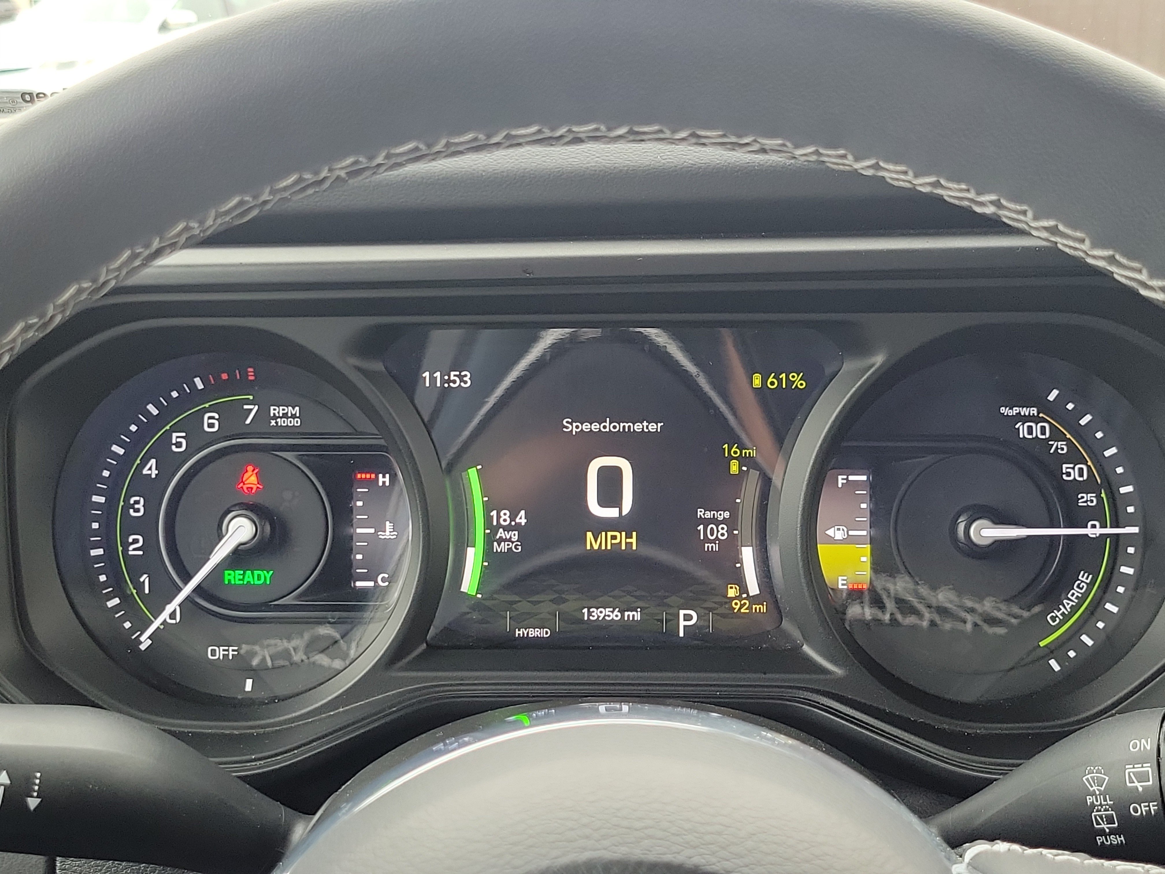 Used 2025 Jeep Wrangler Unlimited Sahara w/ Safety Group AWD/4WD image 9
