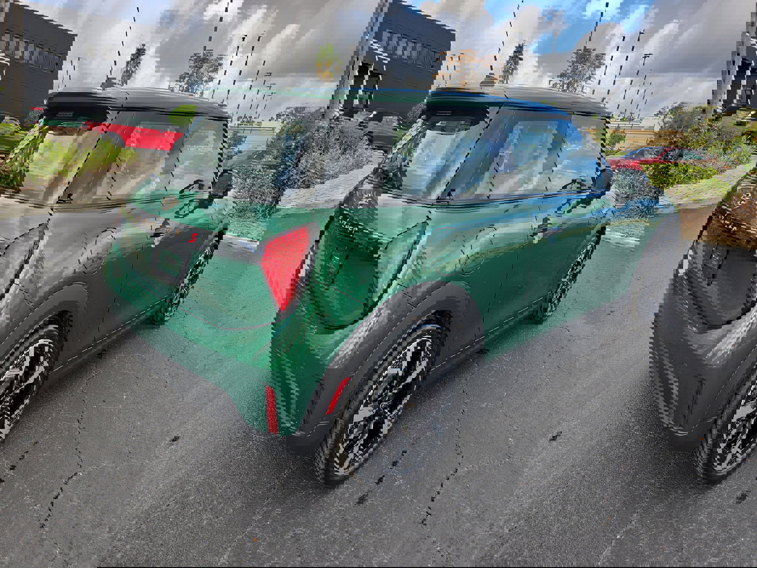 Certified 2025 MINI Cooper S image 4