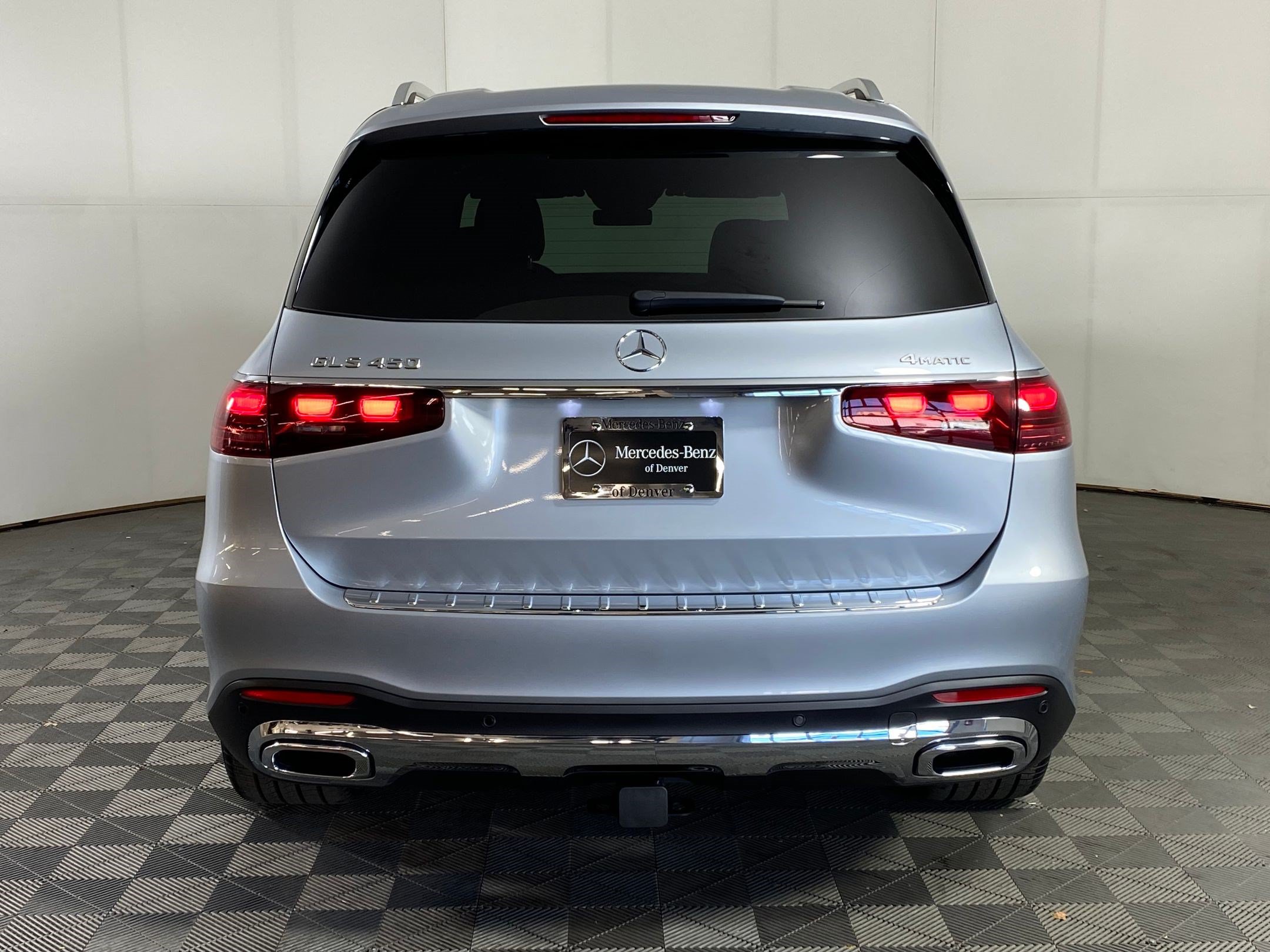 Certified 2025 Mercedes-Benz GLS 450 4MATIC image 9