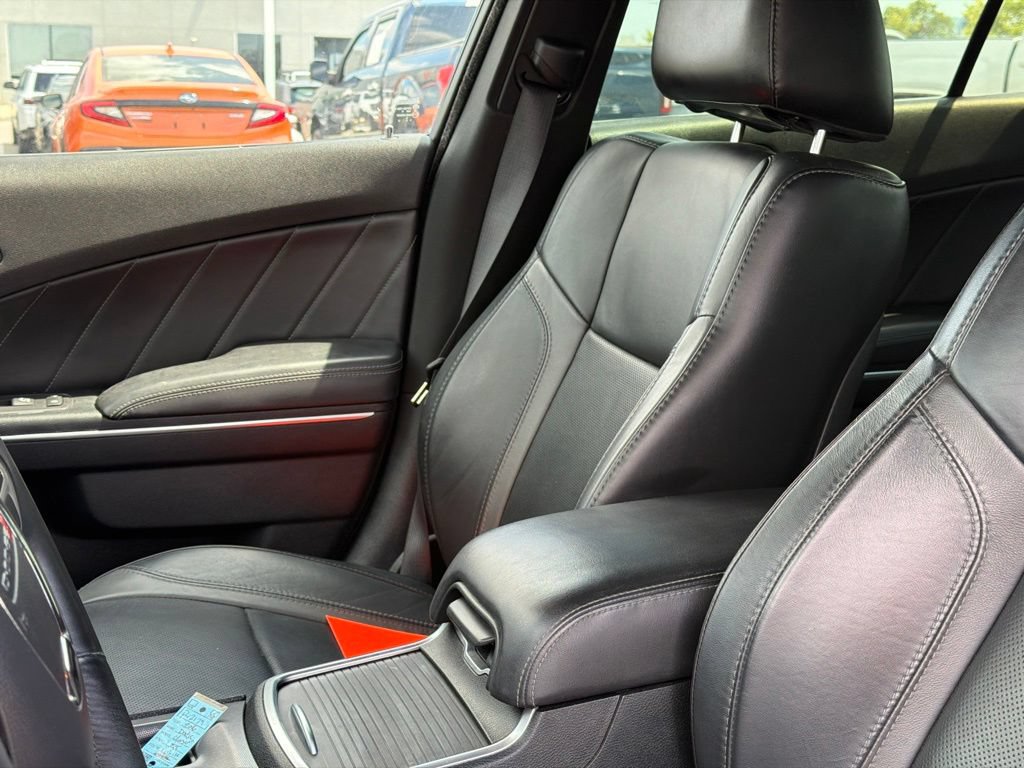 Used 2016 Dodge Charger SXT w/ AWD Plus Group image 11