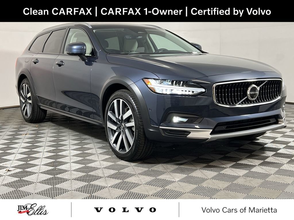 Certified 2025 Volvo V90 B6 Cross Country Ultra video 1