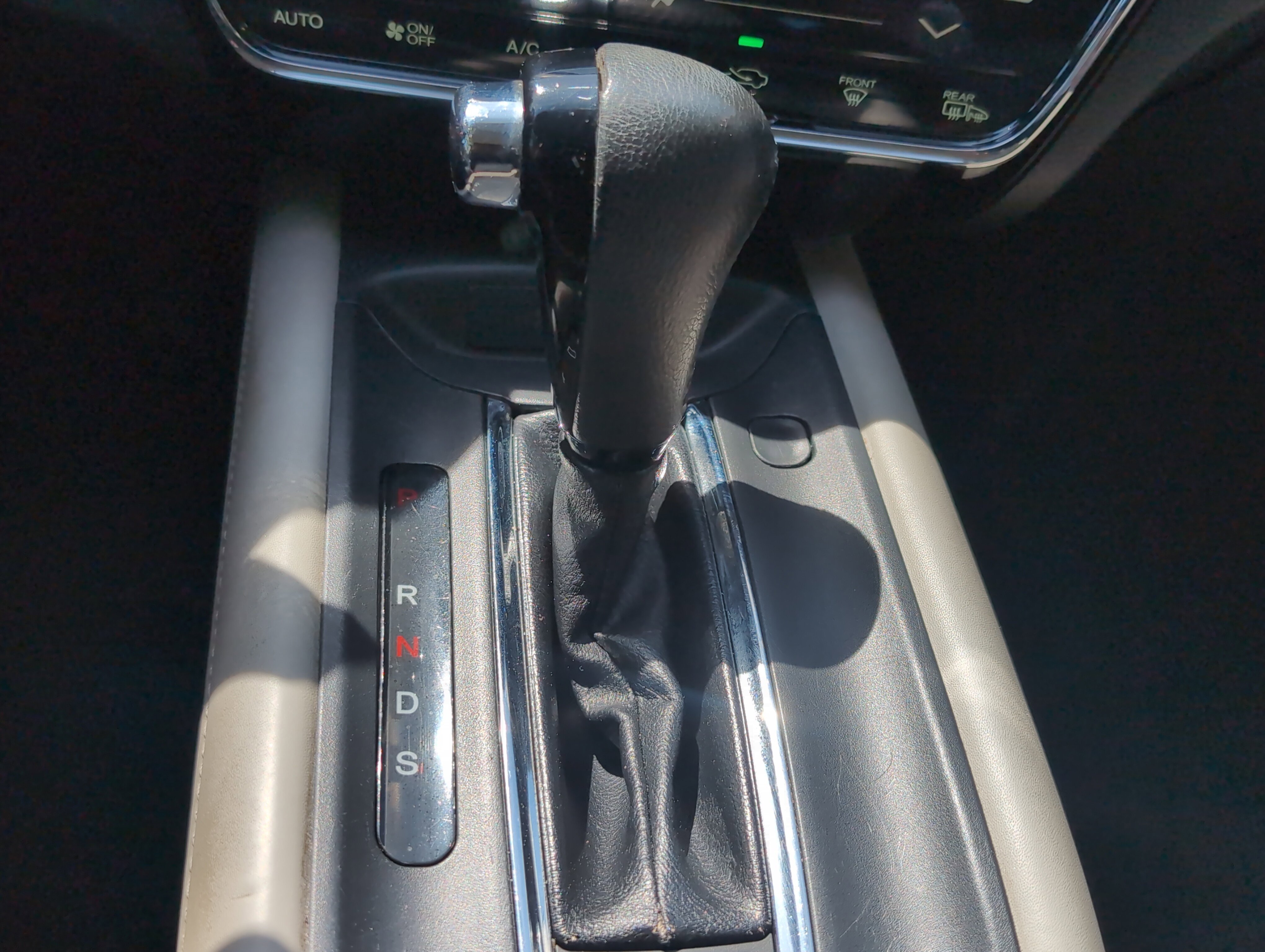 Used 2016 Honda HR-V EX-L image 23