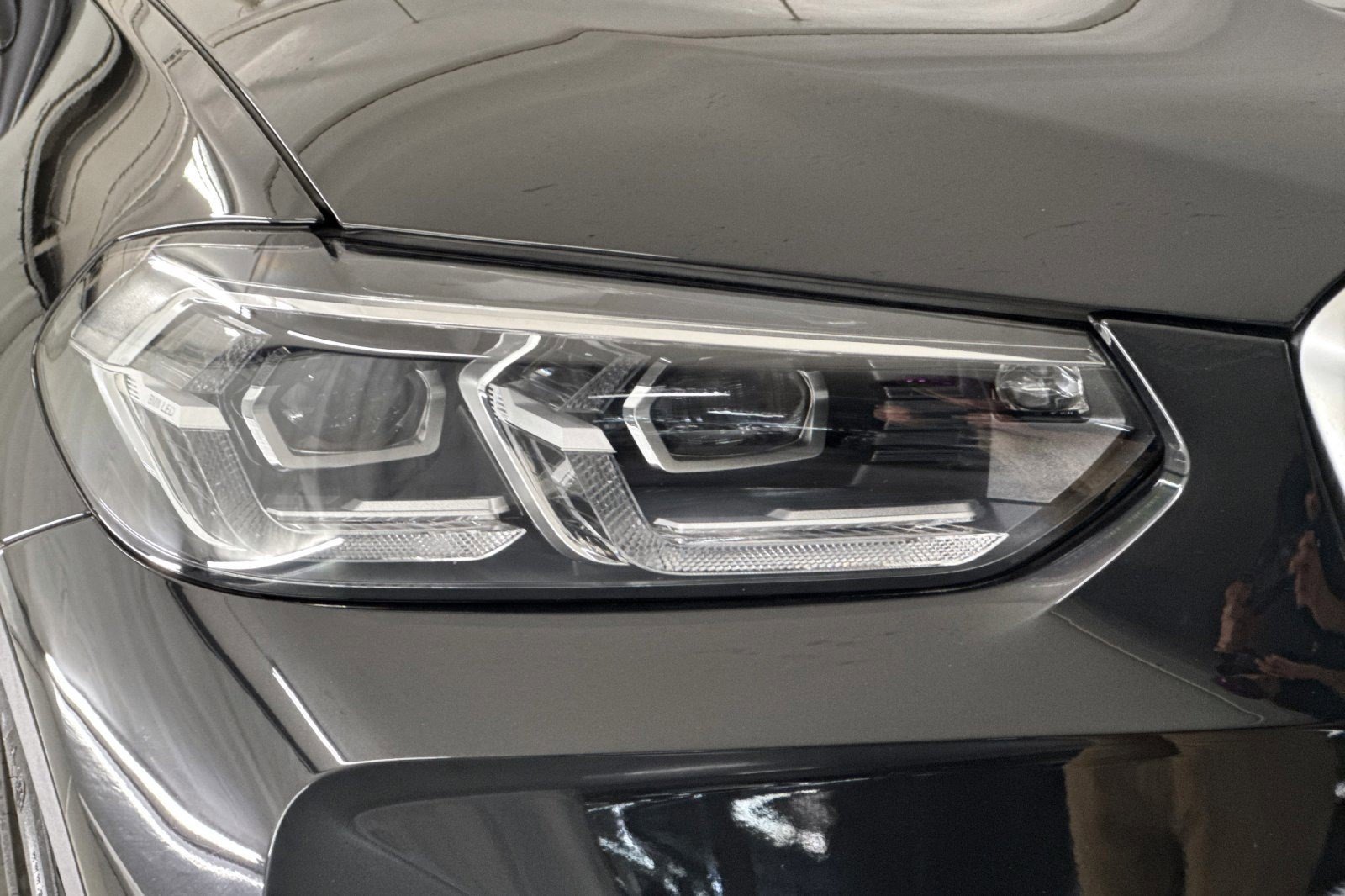 Used 2024 BMW X3 sDrive30i w/ Convenience Package RWD image 11