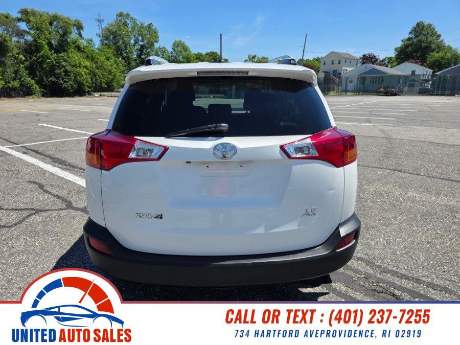 Used 2014 Toyota RAV4 LE AWD/4WD image 4