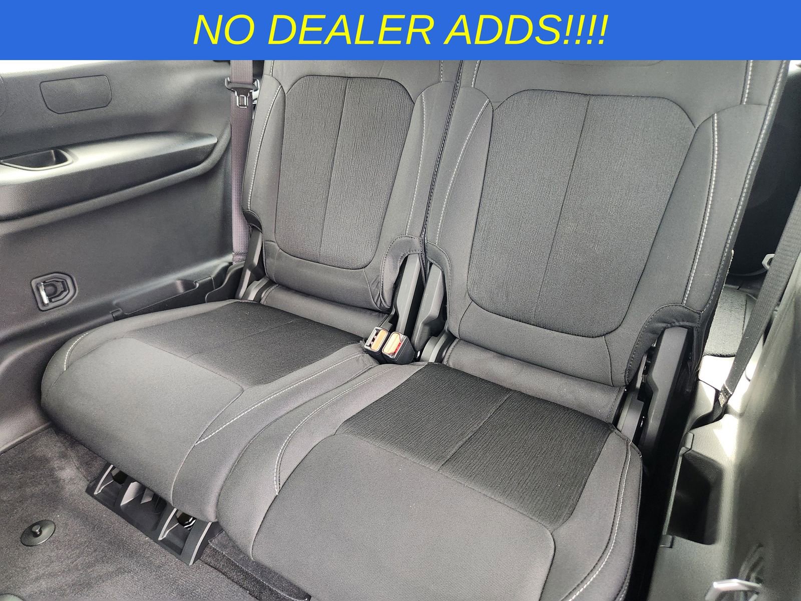 New 2025 Jeep Grand Cherokee L Laredo w/ Trailer Tow Package image 25