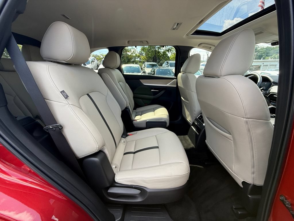 Used 2025 MAZDA CX-90 Plug-In Hybrid w/ Preferred AWD/4WD image 25