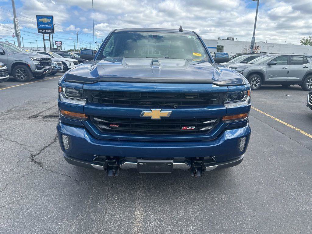 Used 2019 Chevrolet Silverado 1500 LT w/ All Star Edition AWD/4WD image 5