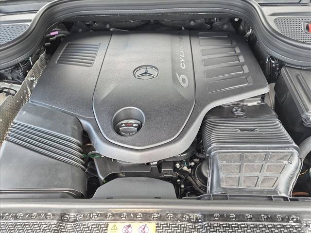 New 2027 Mercedes-Benz GLS 450 4MATIC image 16