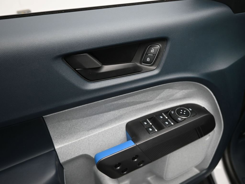 New 2026 Ford Maverick XLT image 9