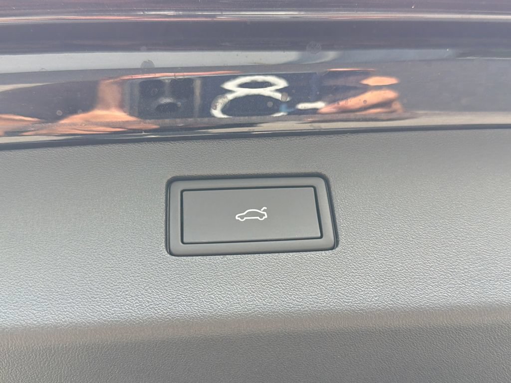 New 2026 Volkswagen Tiguan SE AWD/4WD image 23