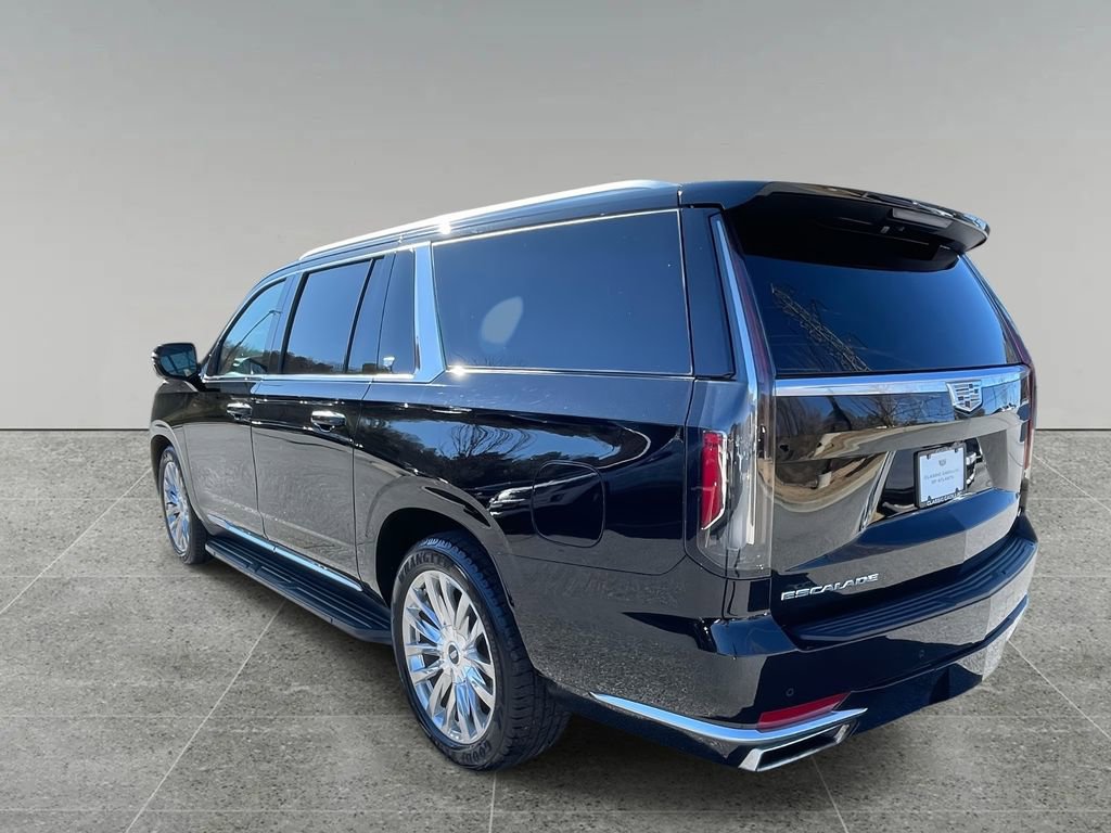 Used 2021 Cadillac Escalade ESV Premium Luxury w/ Driver Assist Tech Package image 3