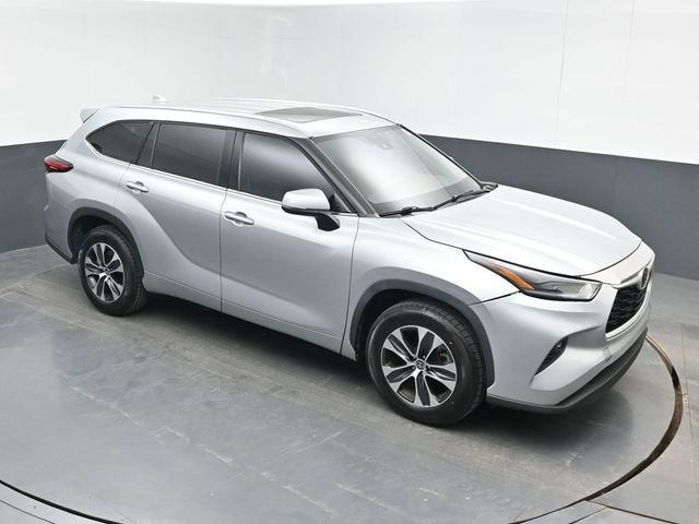 Used 2021 Toyota Highlander XLE