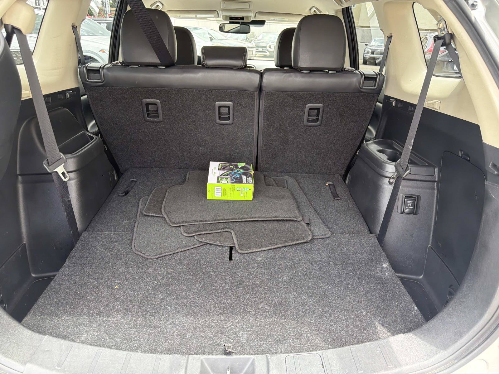 Used 2020 Mitsubishi Outlander SEL FWD image 5