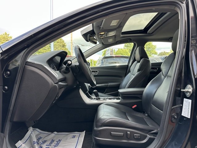 Used 2020 Acura TLX 2.4L Technology Pkg image 10