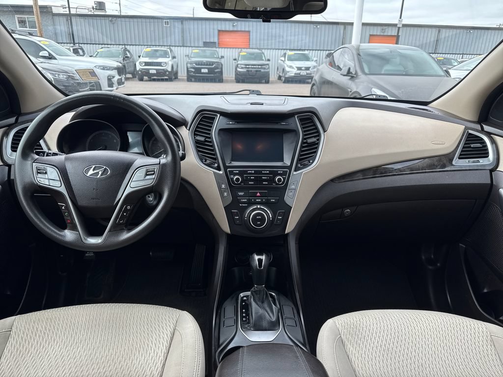 Used 2017 Hyundai Santa Fe Sport FWD image 12
