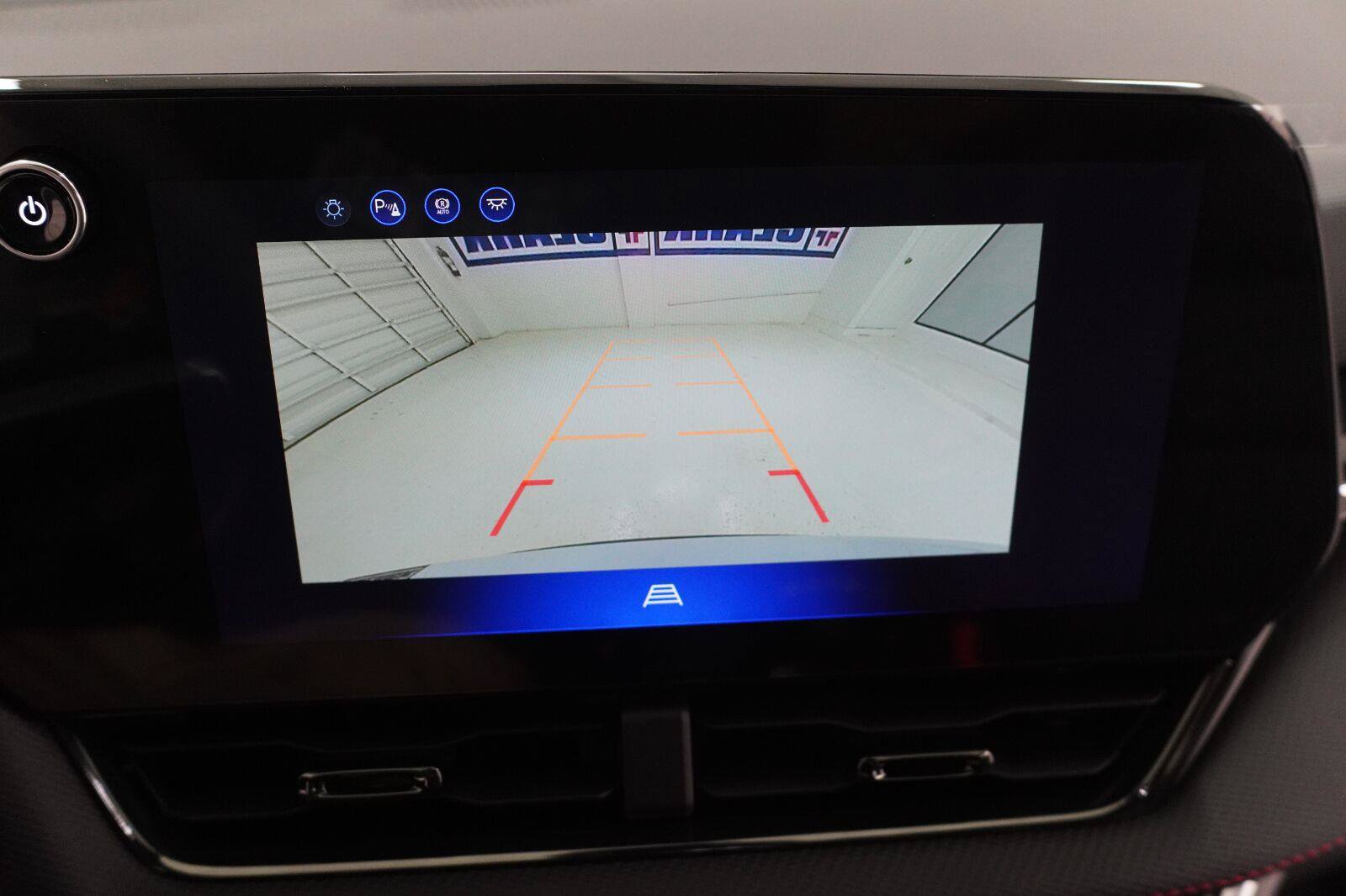 New 2027 Chevrolet Equinox RS w/ LPO, Floor Liner Package FWD image 16