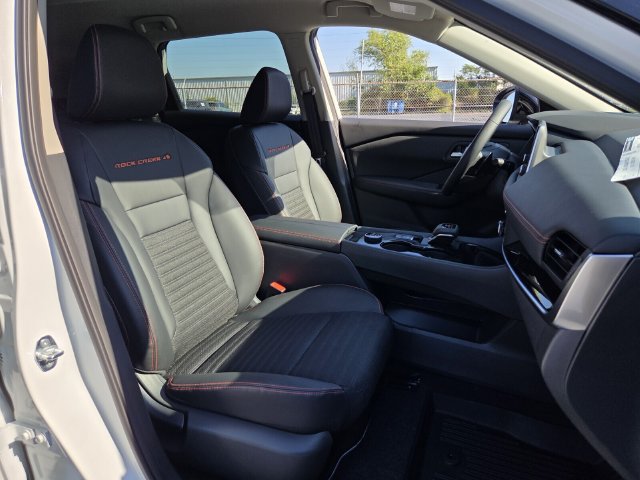 New 2026 Nissan Rogue SV AWD/4WD image 13