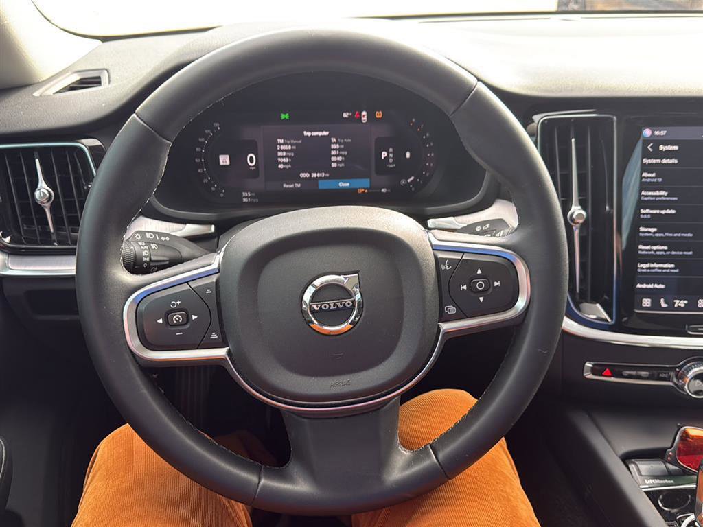 Used 2024 Volvo S60 B5 Core image 4