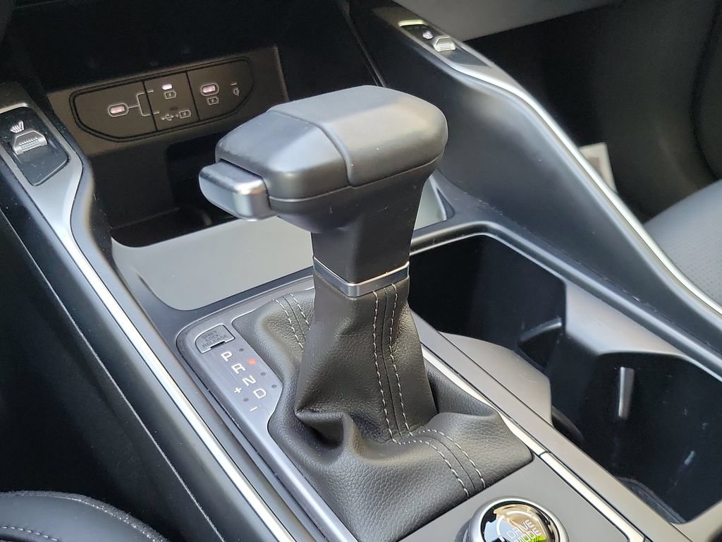 Certified 2026 Kia Sorento S FWD image 27