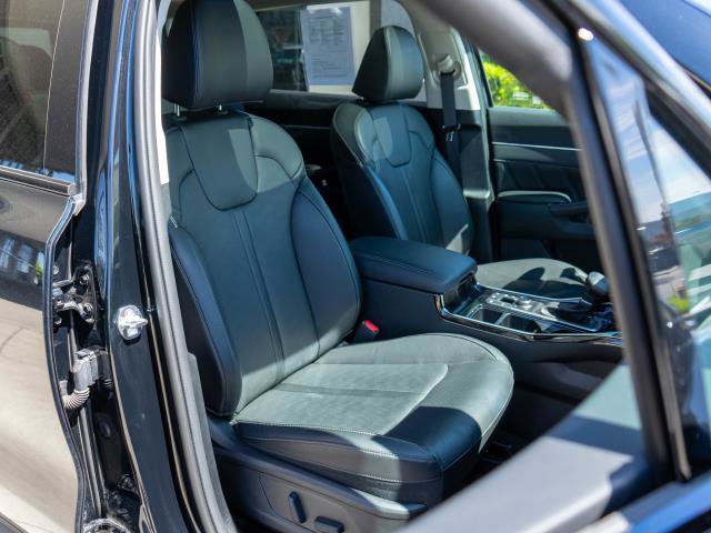 Certified 2025 Kia Sorento SX AWD/4WD image 9
