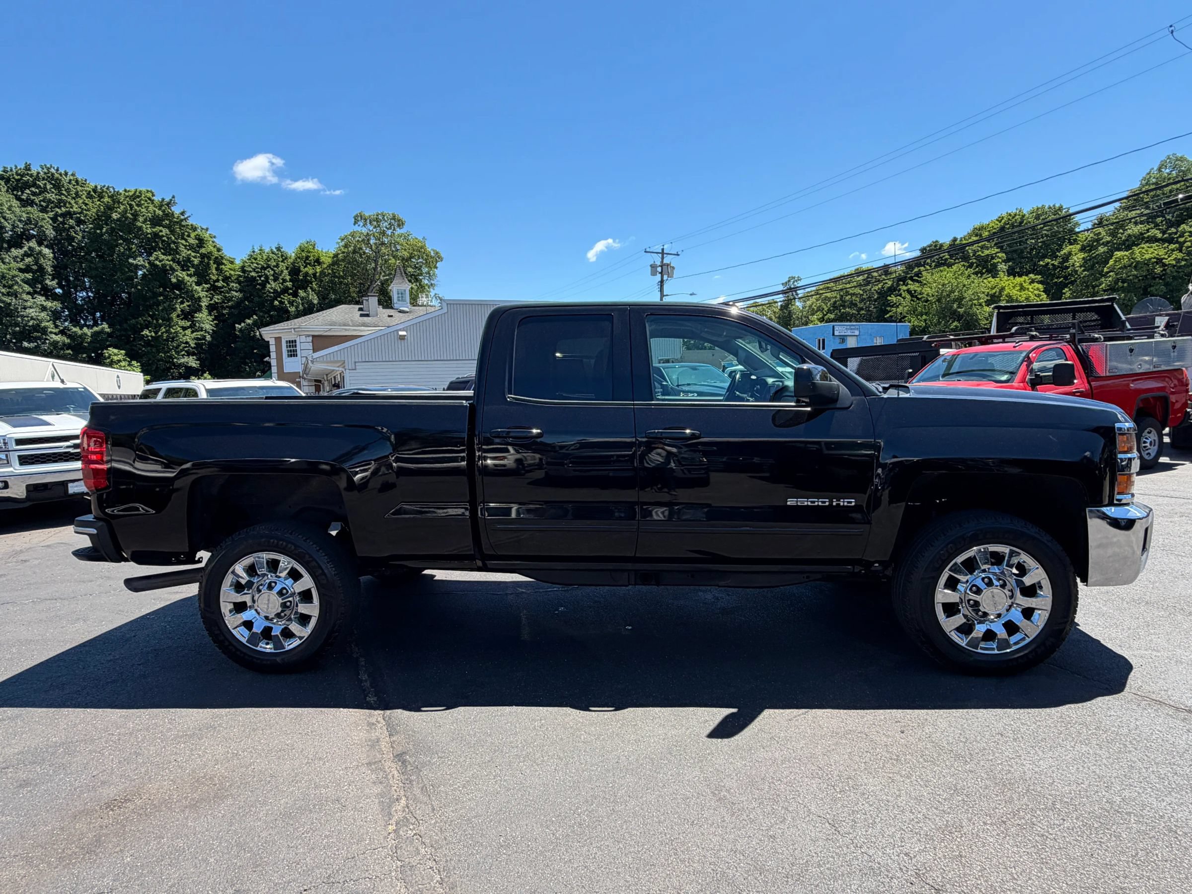 Used 2015 Chevrolet Silverado 2500 LT w/ LT Convenience Package AWD/4WD image 7