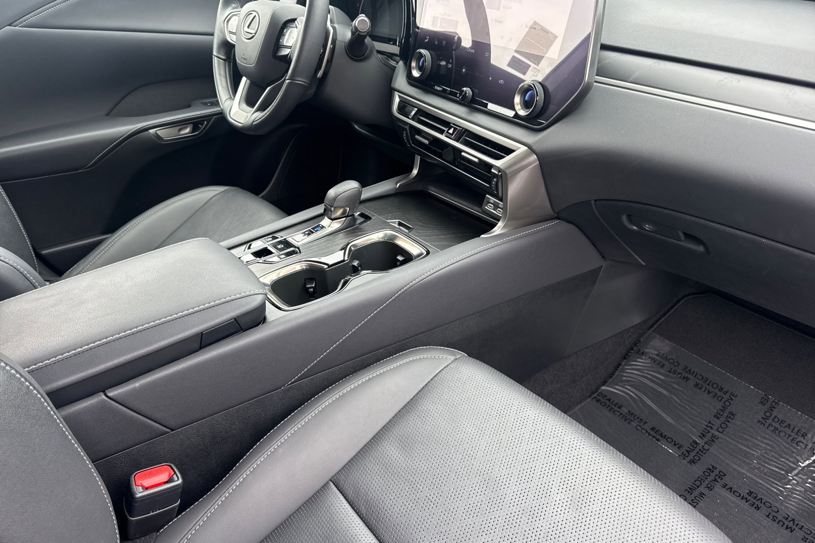 Used 2023 Lexus RX 350 w/ Cold Area Package AWD/4WD image 16