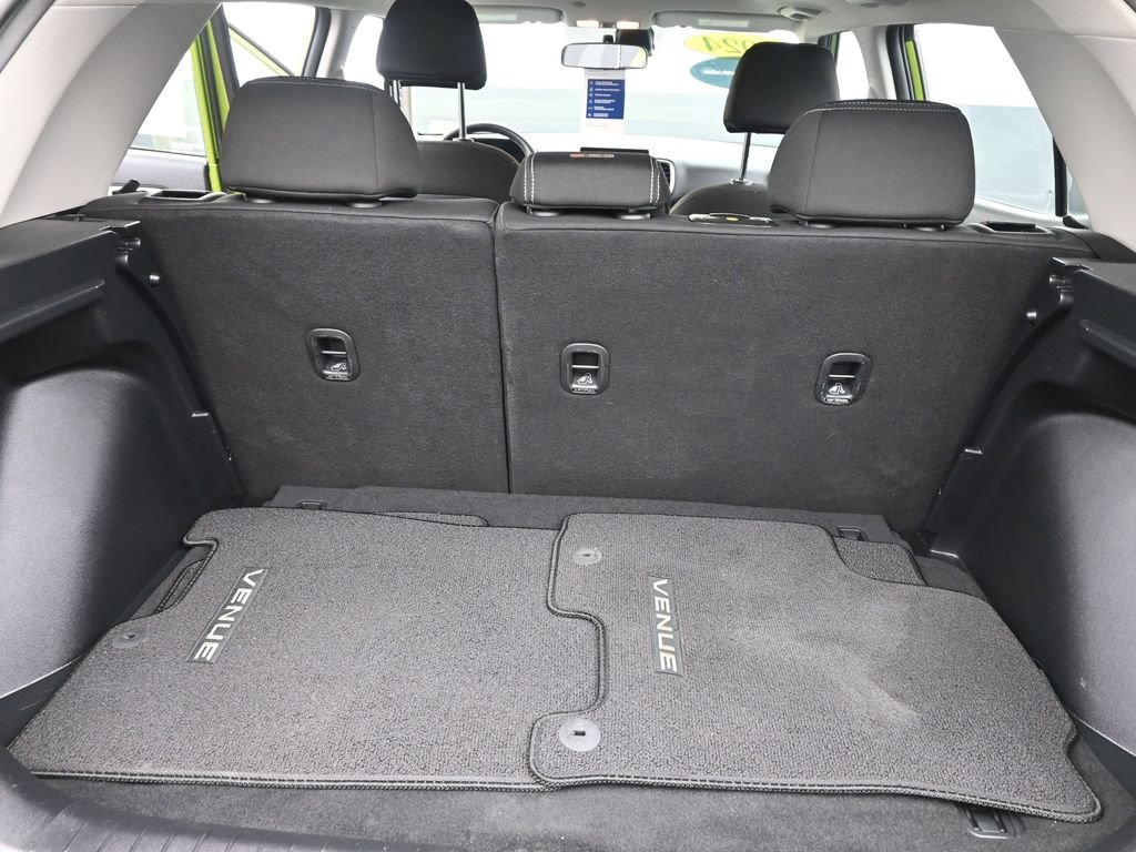 Certified 2024 Hyundai Venue SEL image 26