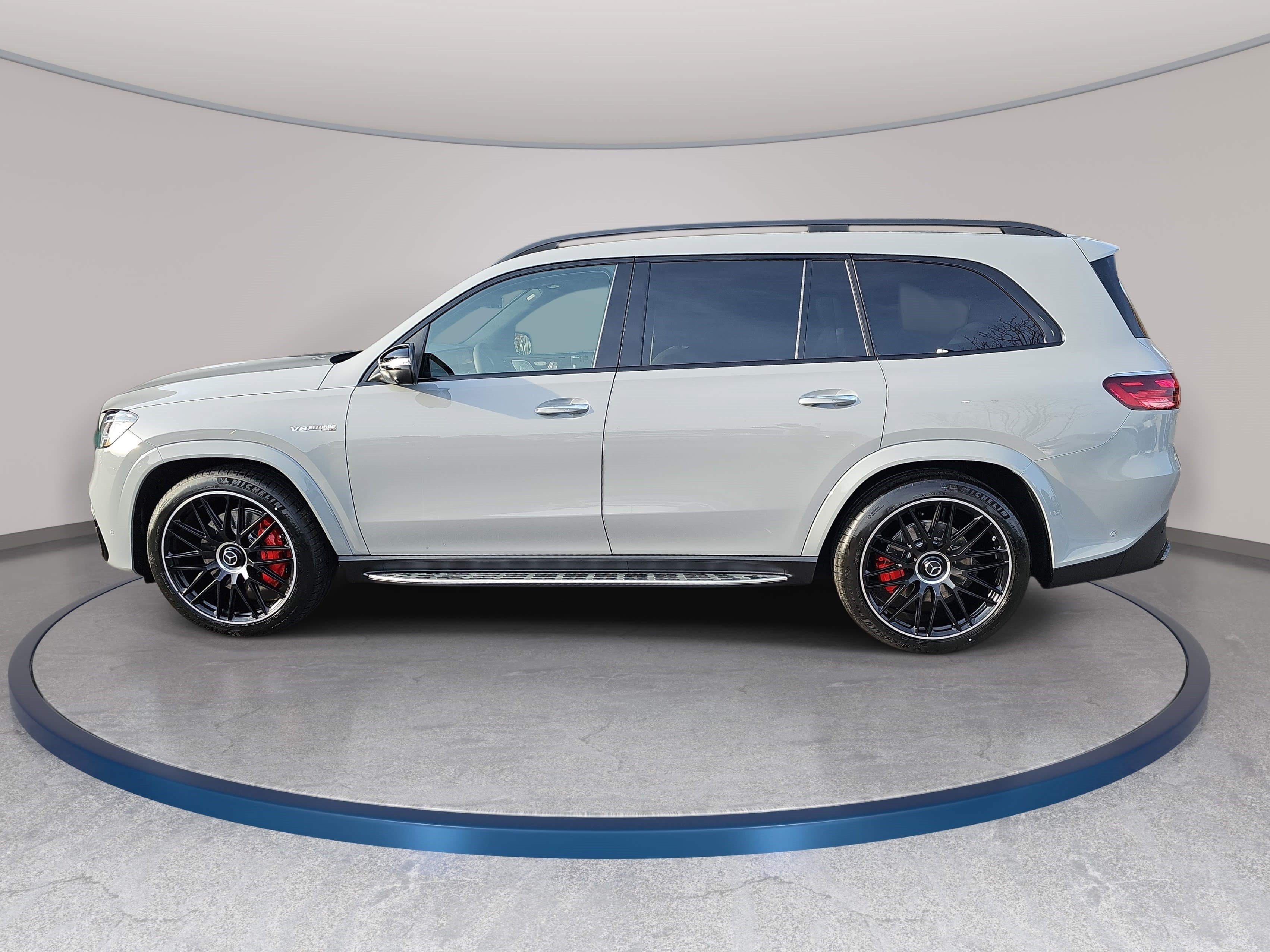 New 2026 Mercedes-Benz GLS 63 AMG 4MATIC image 8