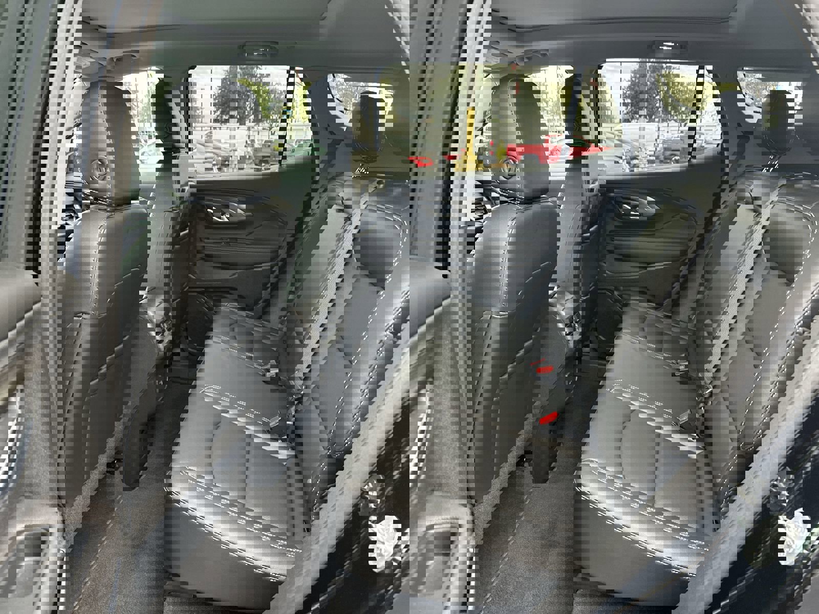 Used 2022 GMC Terrain SLT w/ Infotainment Package II image 31