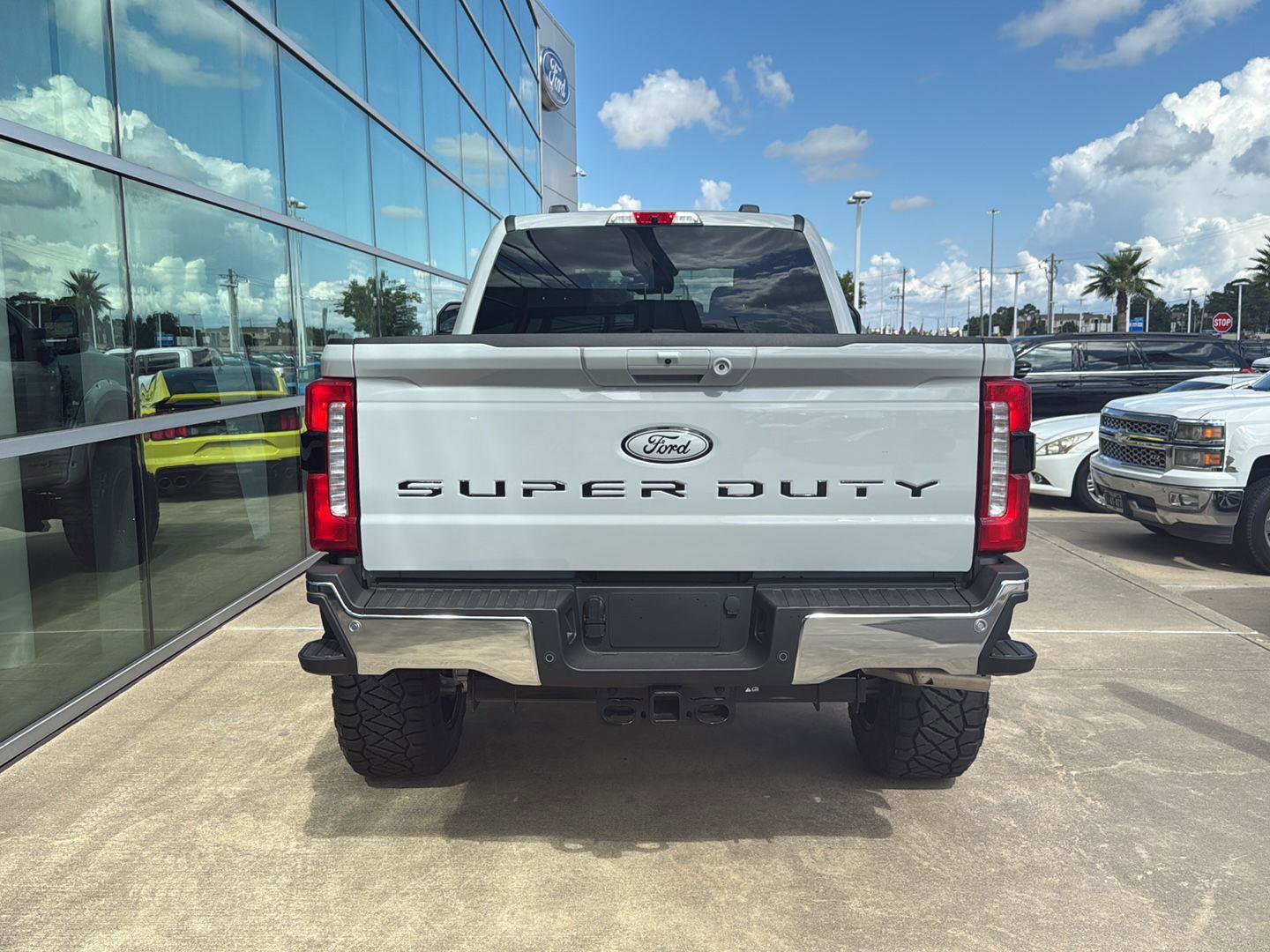 New 2026 Ford F250 Lariat w/ FX4 Off-Road Package image 5