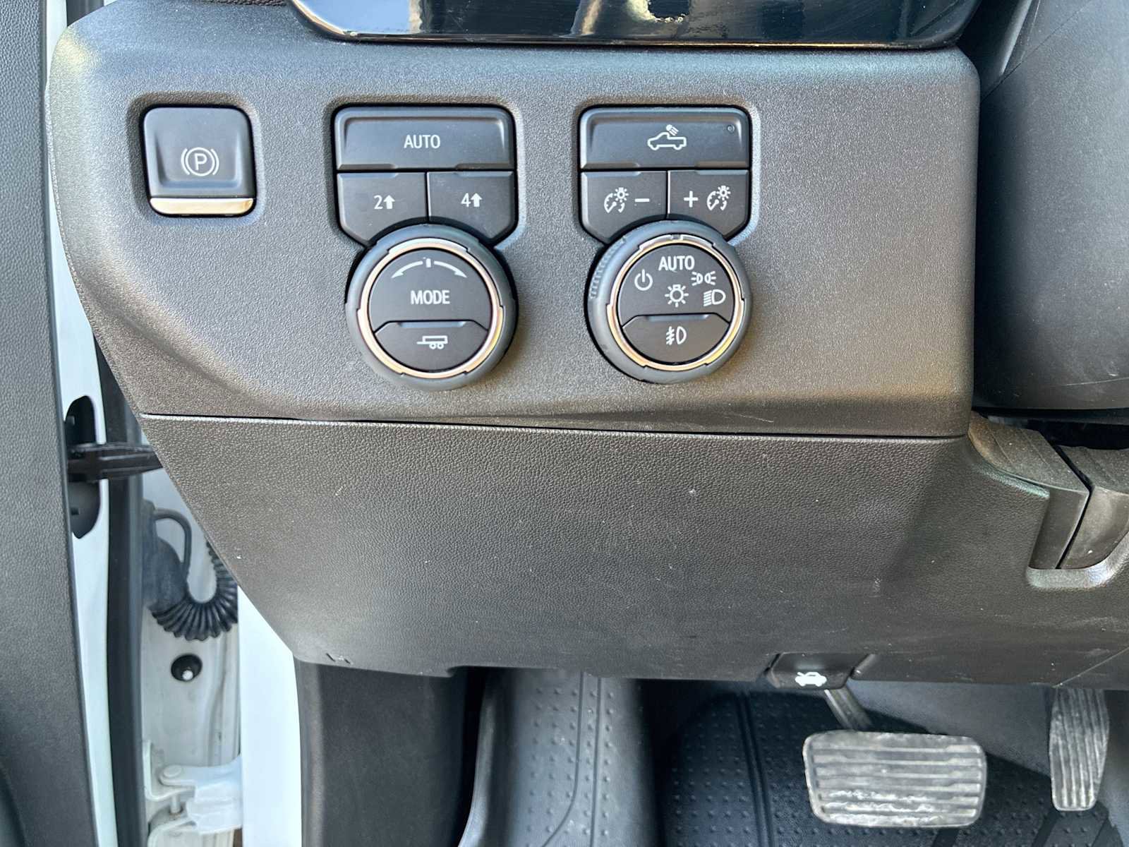 Certified 2023 Chevrolet Silverado 1500 RST w/ Redline Edition image 17