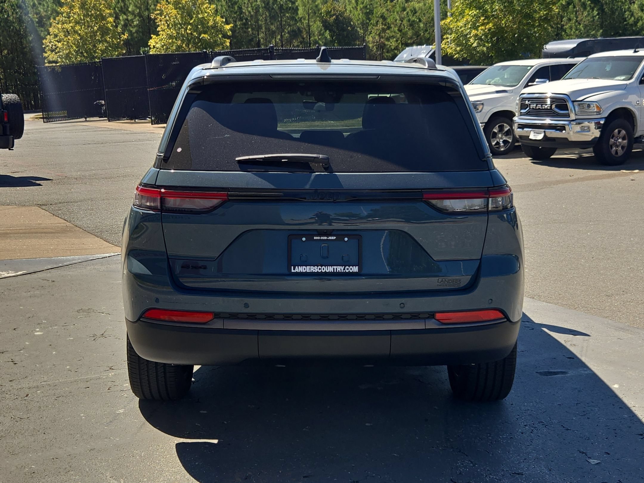 New 2027 Jeep Grand Cherokee Limited AWD/4WD image 6