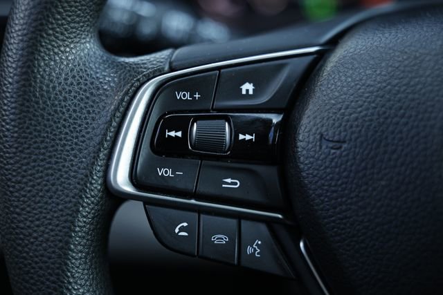 Used 2018 Honda Accord EX image 33