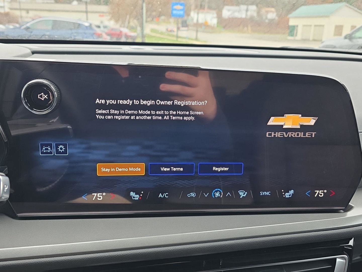 New 2026 Chevrolet Traverse LT image 18