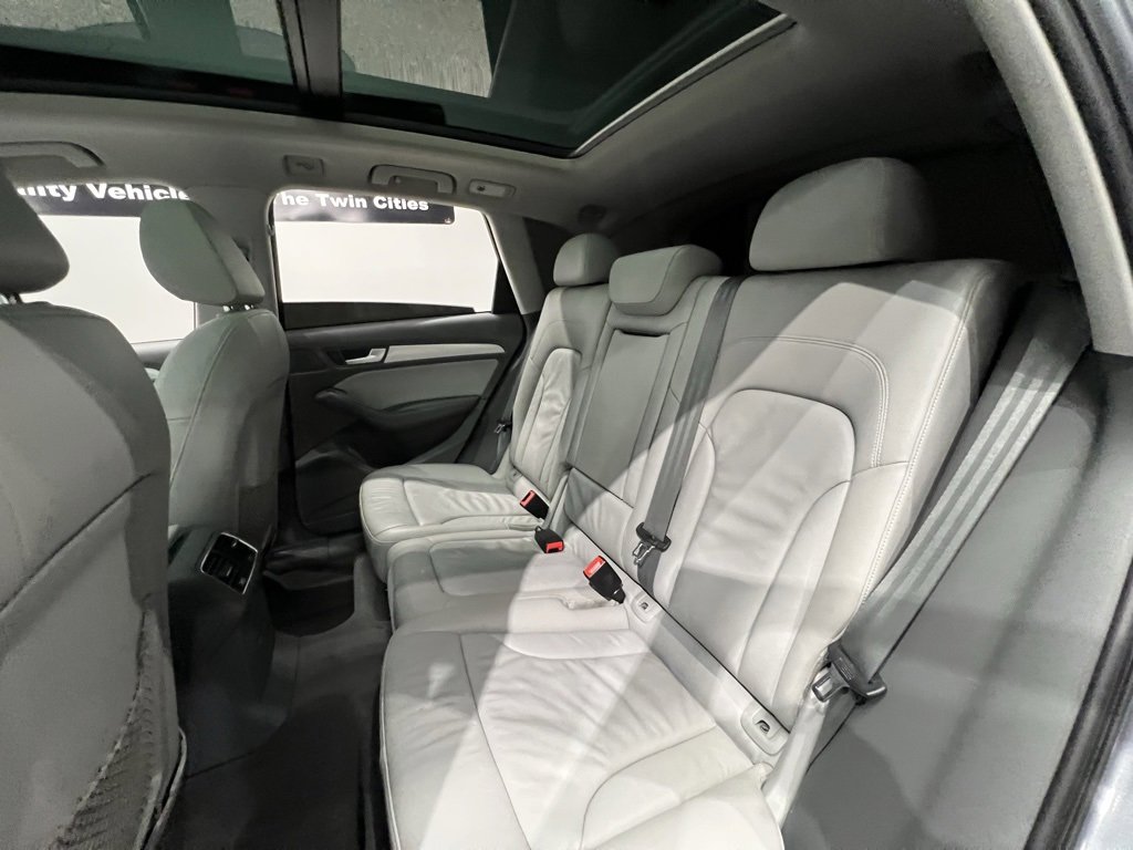 Used 2015 Audi Q5 2.0T Premium Plus w/ Technology Package image 27