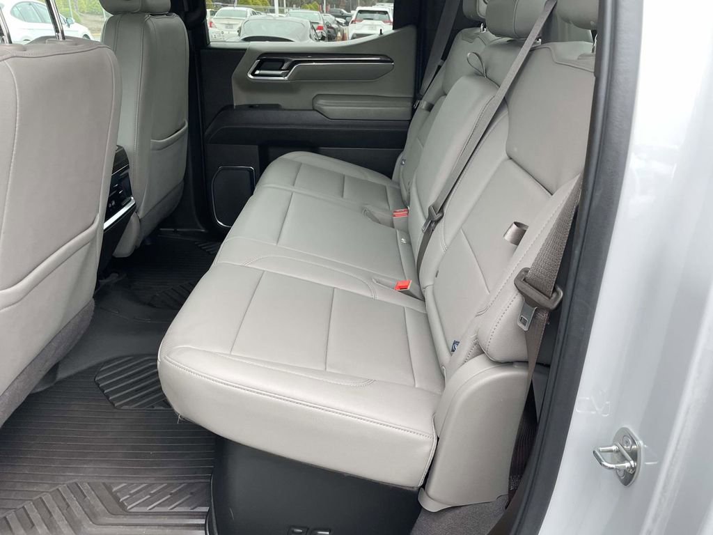 Used 2024 Chevrolet Silverado 1500 LTZ image 23