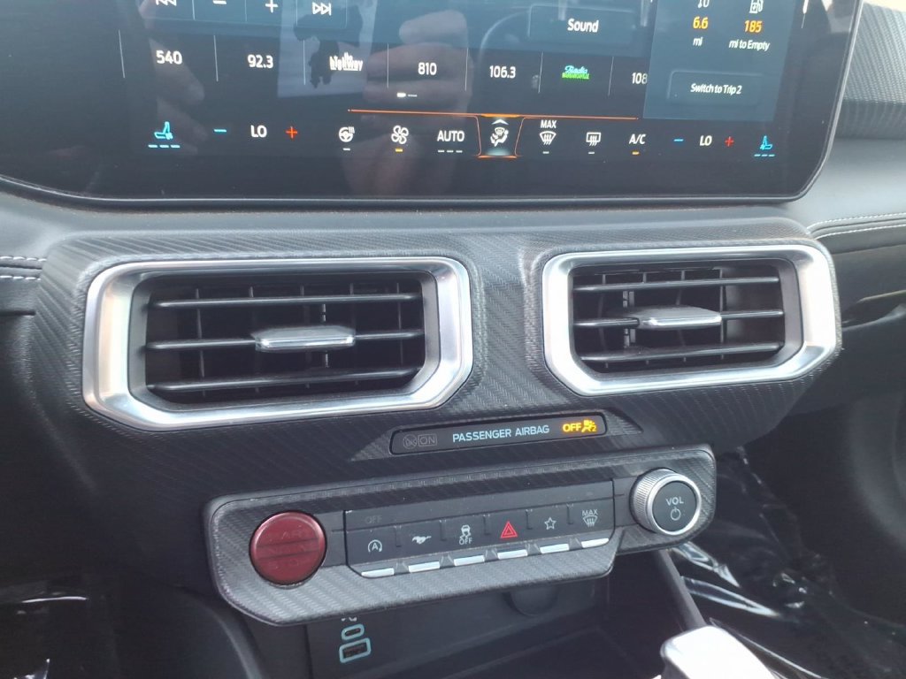 Used 2025 Ford Mustang GT Premium RWD image 19