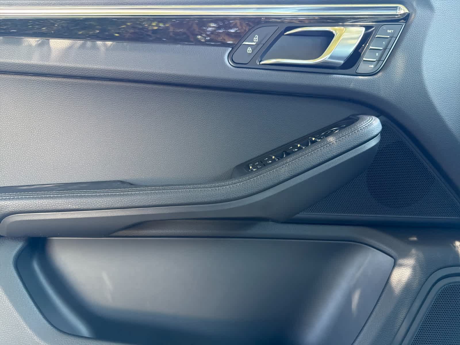 New 2026 Porsche Macan AWD/4WD image 12