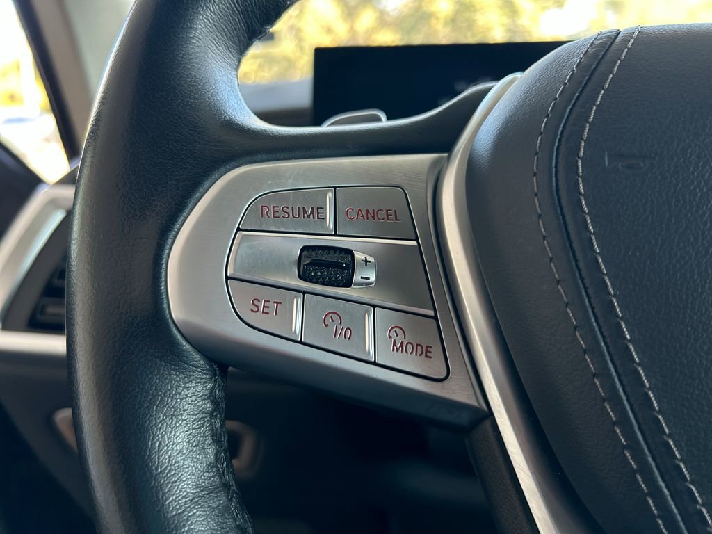 Used 2025 BMW X7 xDrive40i image 19