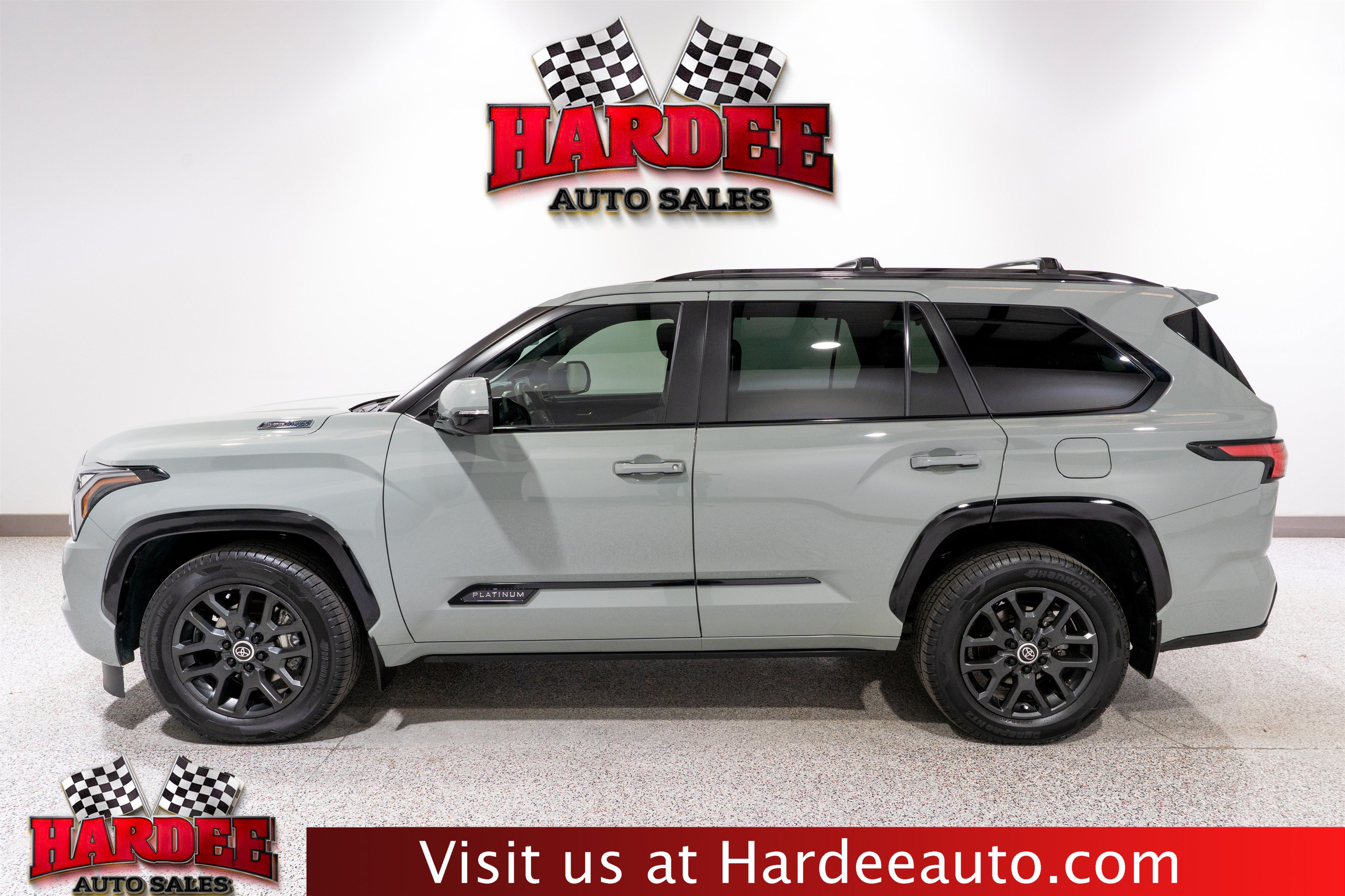 Used 2024 Toyota Sequoia Platinum AWD/4WD 360° Tour
