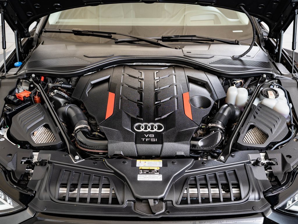 Certified 2022 Audi S8 image 38