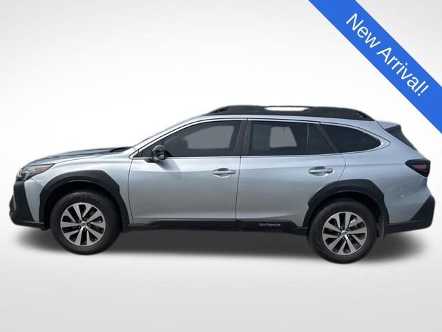 Certified 2025 Subaru Outback Premium AWD/4WD image 4