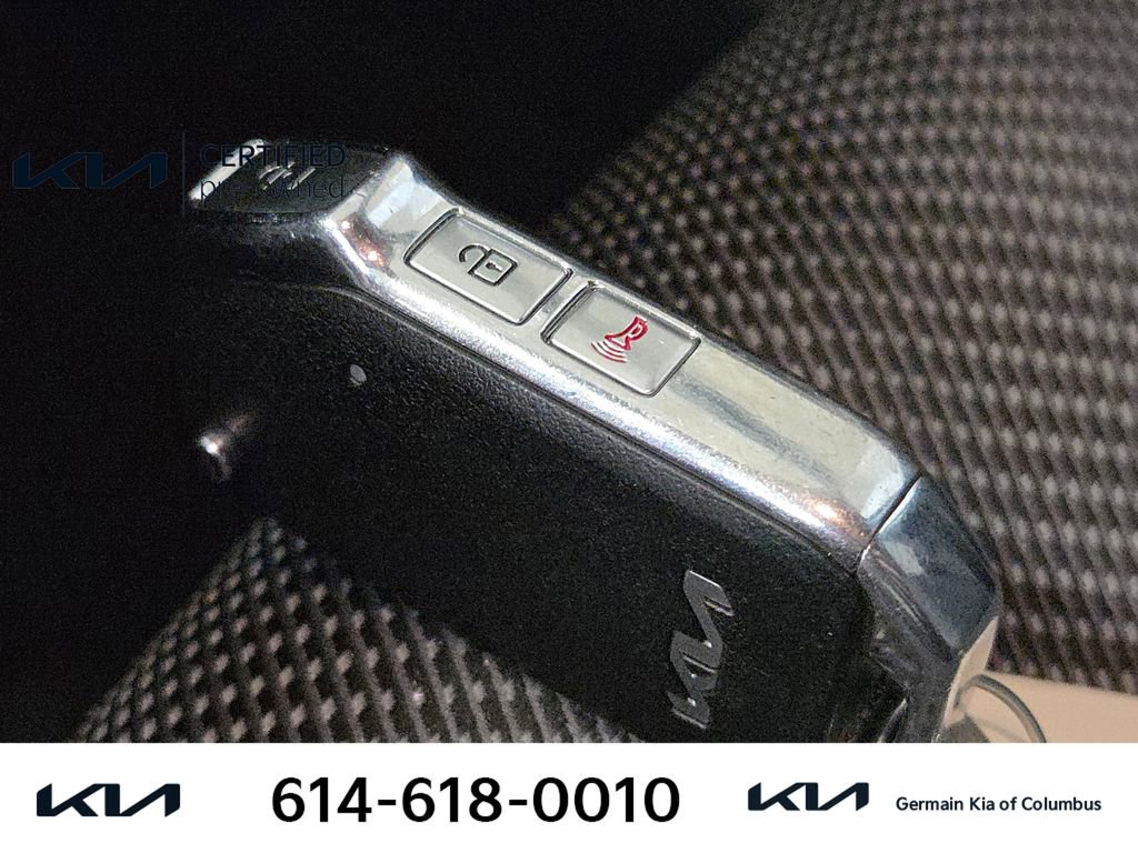 Certified 2025 Kia Seltos LX AWD/4WD image 35
