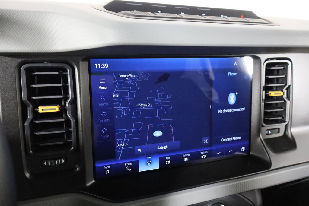 Used 2023 Ford Bronco Badlands image 27