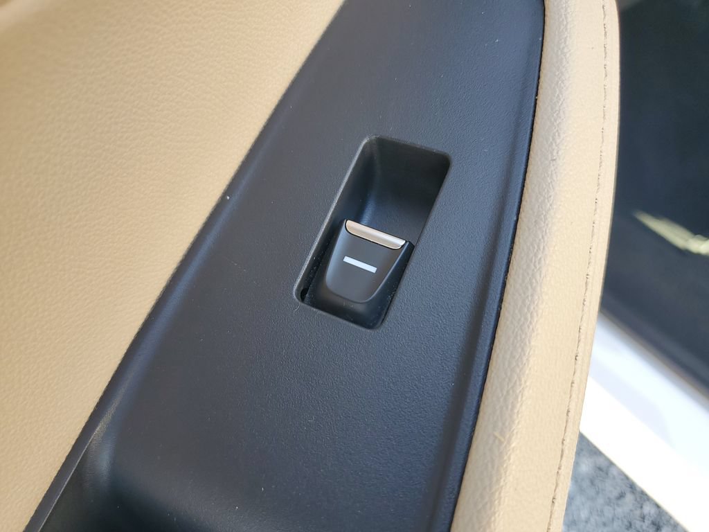 Certified 2024 Acura MDX FWD image 16