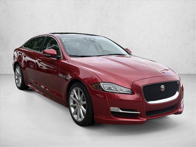 Used 2018 Jaguar XJ R-Sport AWD/4WD image 23