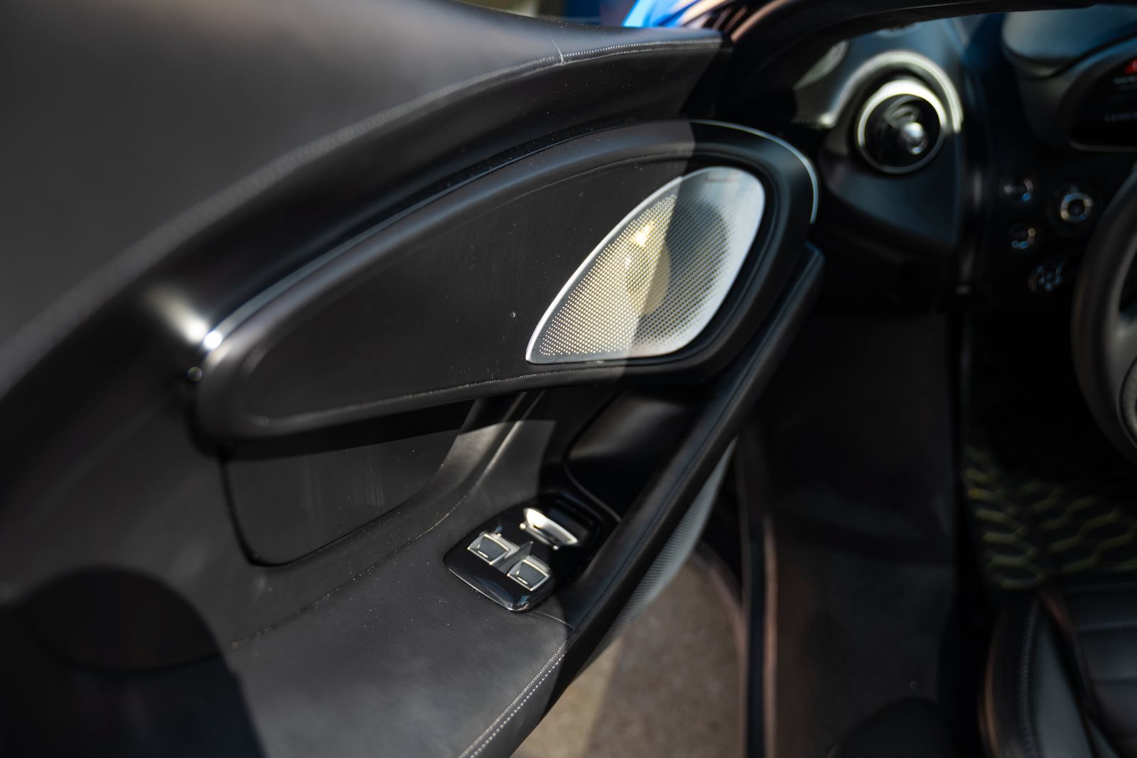 Used 2026 McLaren GTS RWD image 28