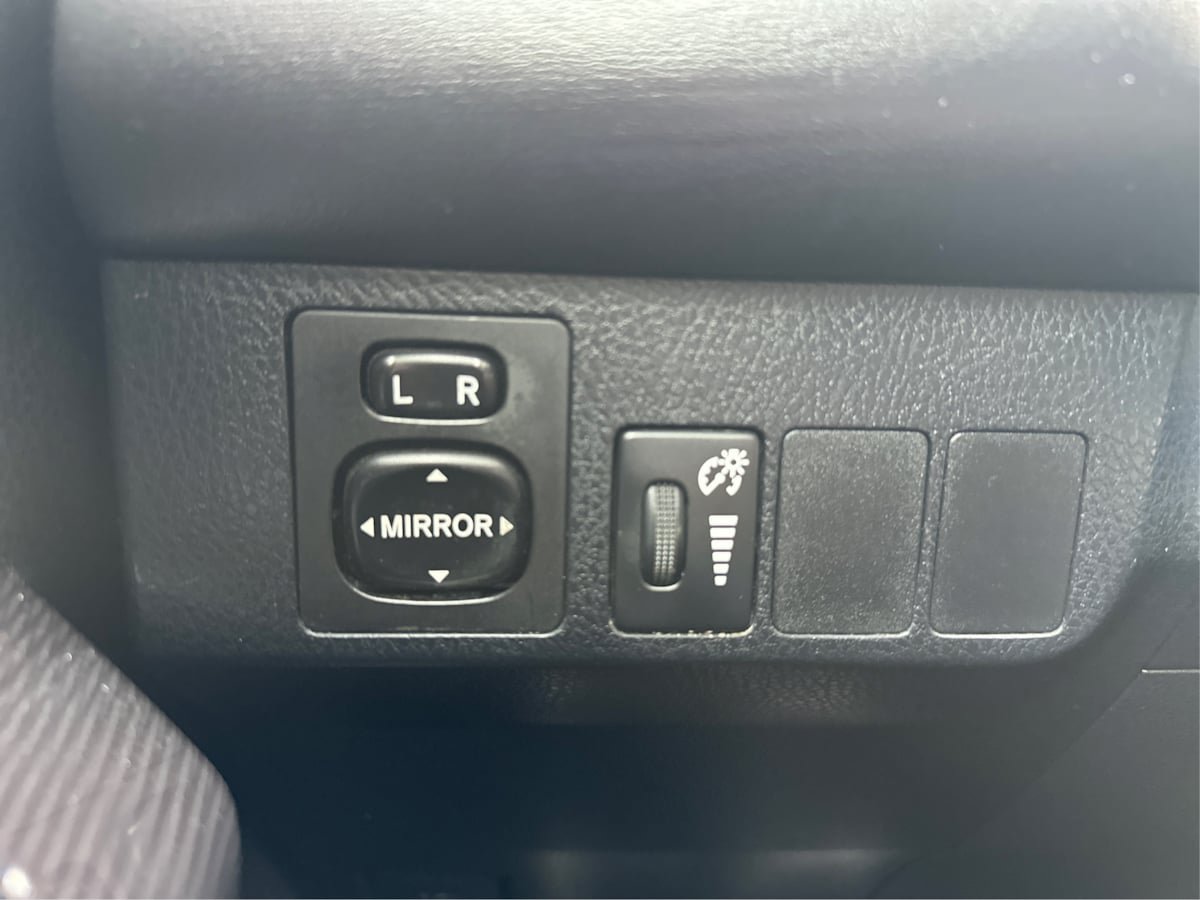 Used 2016 Toyota RAV4 SE AWD/4WD image 19