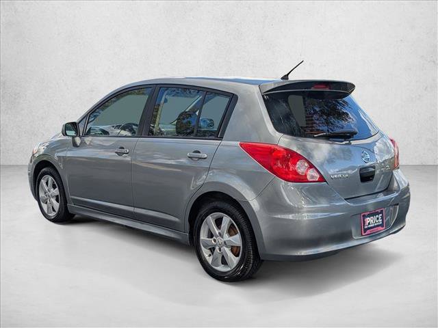 Used 2011 Nissan Versa Hatchback w/ Premium Pkg FWD image 8